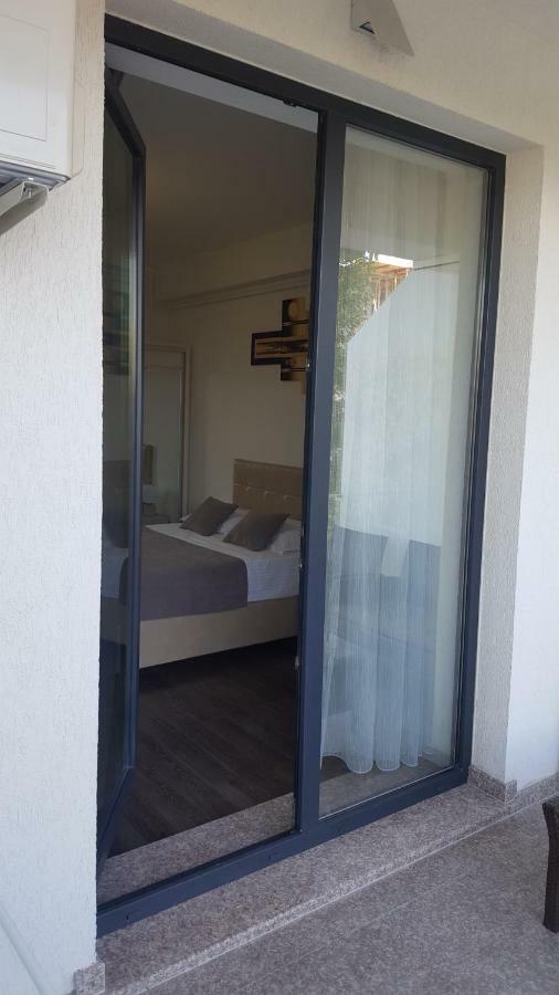Alex Marina Flat Apartment Мамая Екстериор снимка